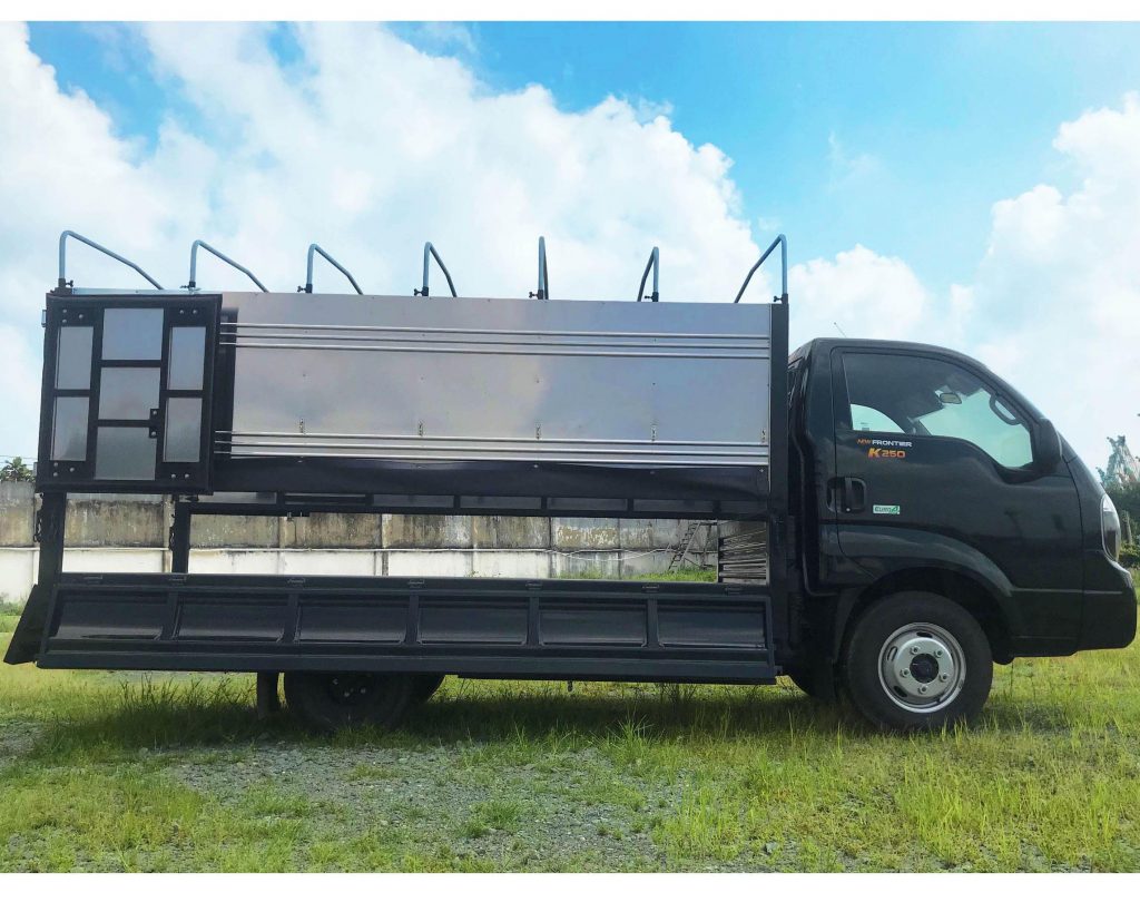 xe tải thaco kia k250 thùng mui bạt xanh rêu