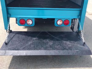 Xe tải Thaco Kia K250 Thùng Bạt Bửng Nâng