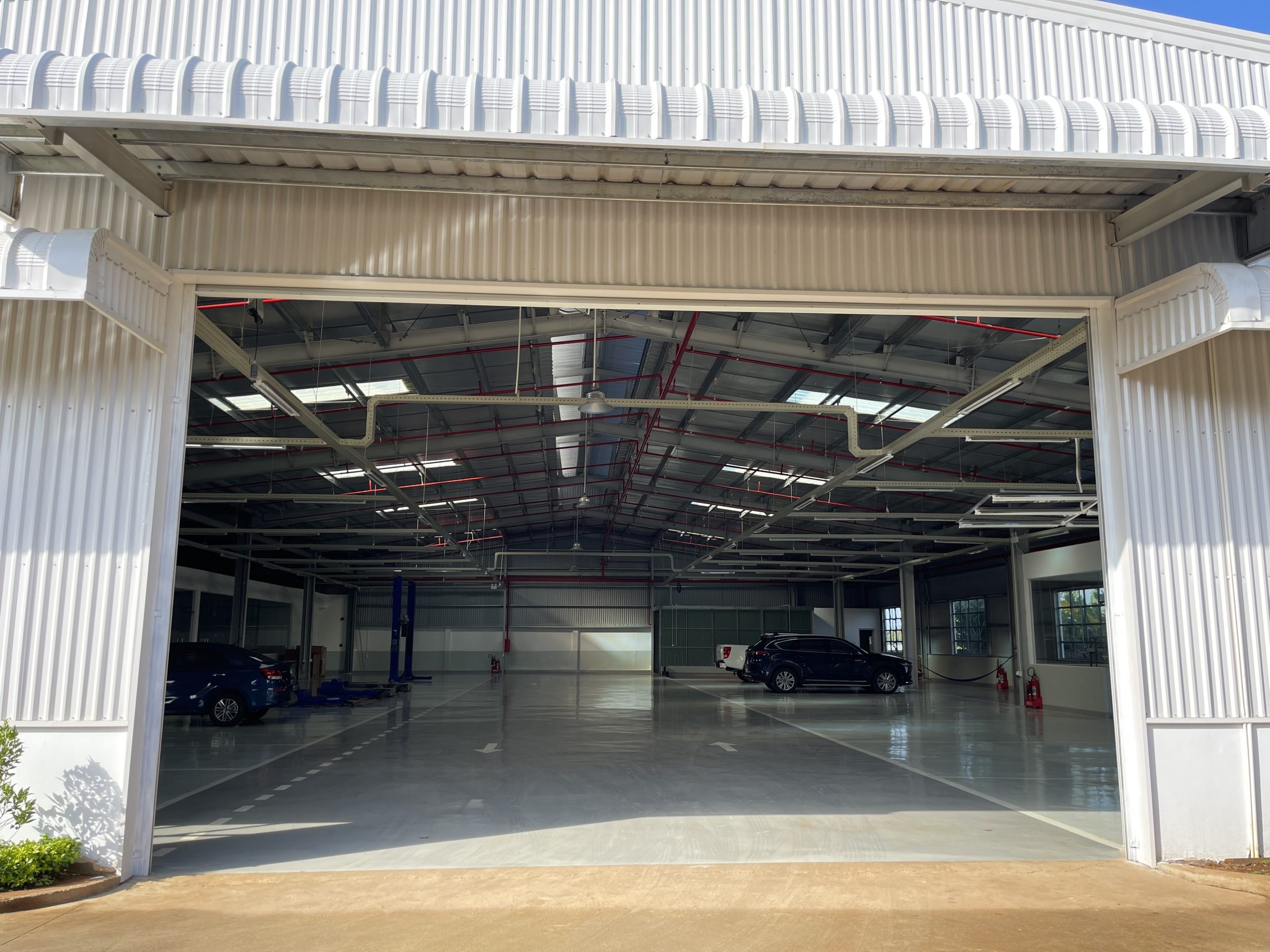 xưởng dịch vụ sửa chữa